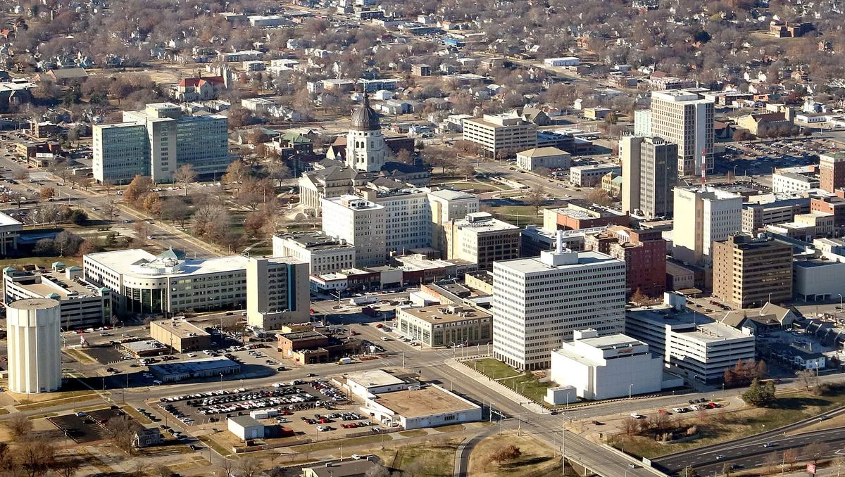Downtown Topeka, KS commercial buildings