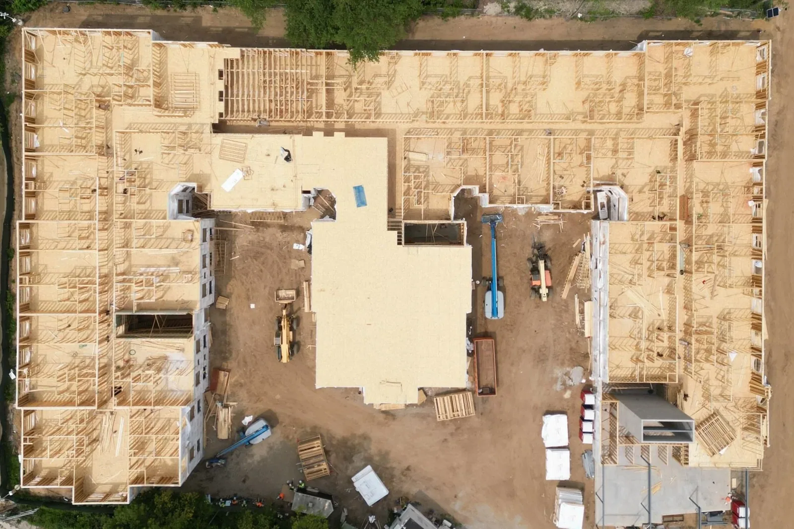 Commercial Roofing Support for General Contractors in Topeka, KS